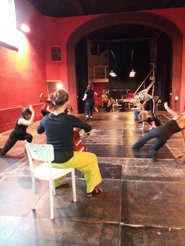 Photo formation Au cœur d'un atelier
de danse et de musique