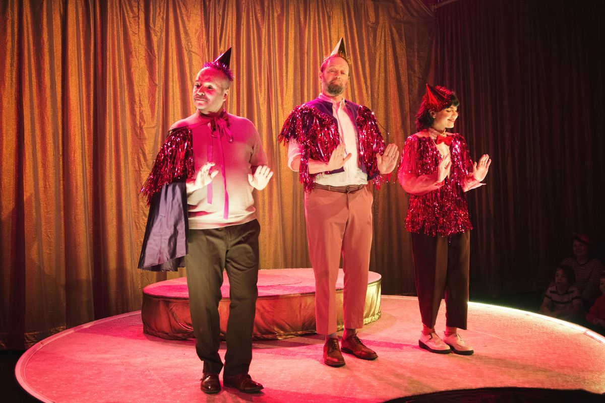 Photo Une petite fête – Cabaret de la dissidence